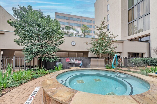 Building Photo - 661 Bering Dr