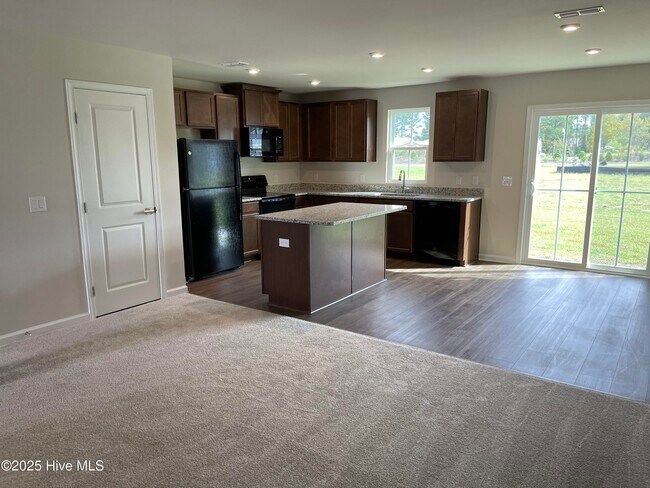 Building Photo - 3221 Edgemead Cir NW