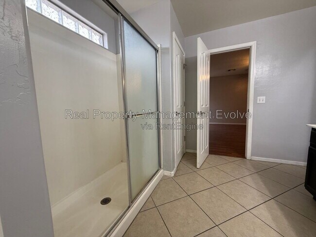 Building Photo - 25824 W Burgess Ln