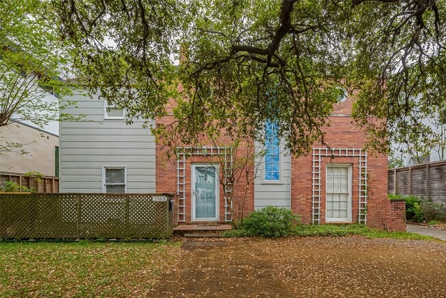 Building Photo - 2163 University Blvd