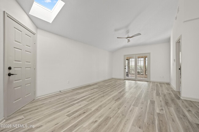 Building Photo - 9350 Arbolita Way