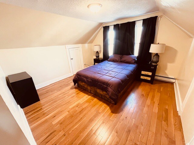 Building Photo - 117 Lloyd St