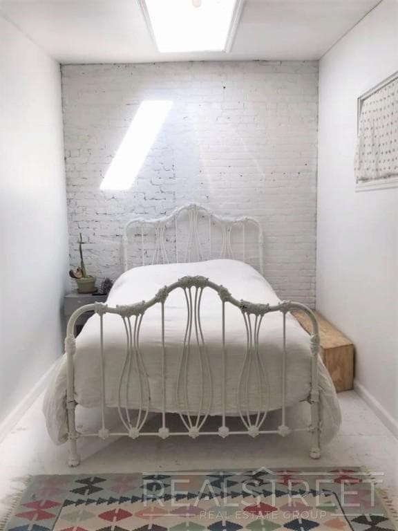 Building Photo - Spacious 2 Bed LOFT in Williamsburg!