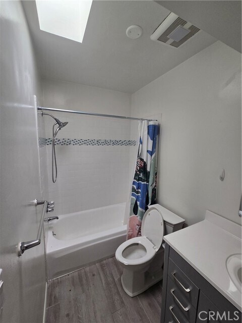 Building Photo - 1528 Berkeley St