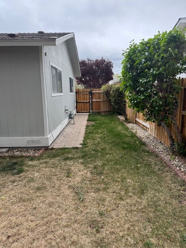 Building Photo - Rental in Northwest Reno!