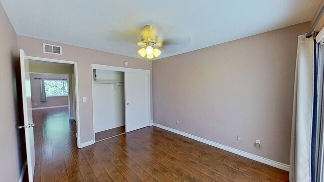 Building Photo - 1825 Celeste Ln