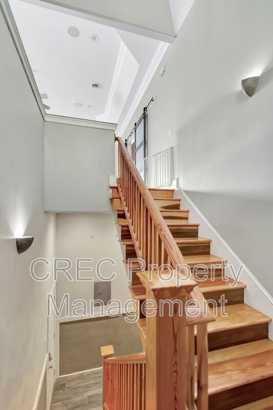 Building Photo - 1392 Eden Rd