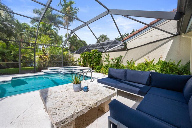 Building Photo - 2252 Las Casitas Dr