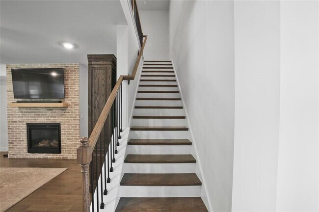 Building Photo - 5140 Carol Wy