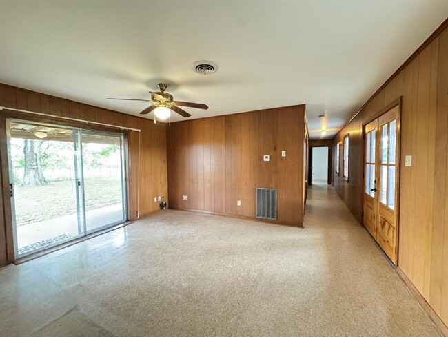 Building Photo - 4902 Mill Creek Rd
