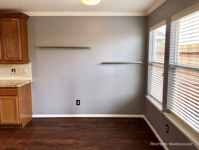 Building Photo - Stunning 3/2.5 townhome in Dominion Estates