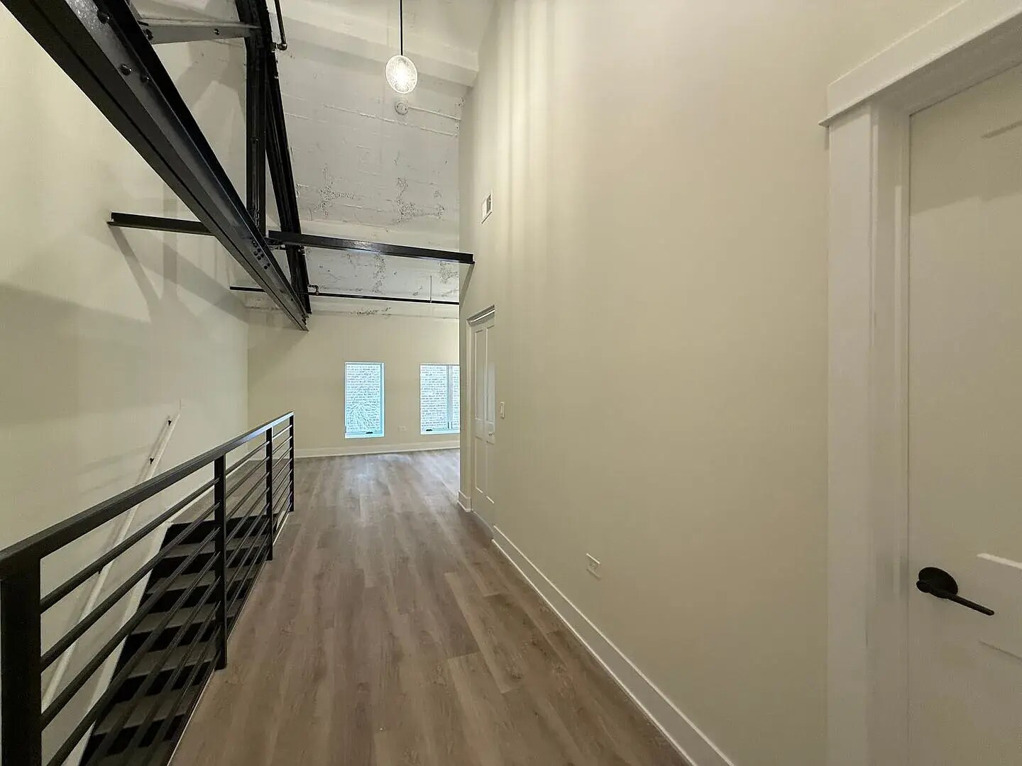 Building Photo - 1453 Maple Ave