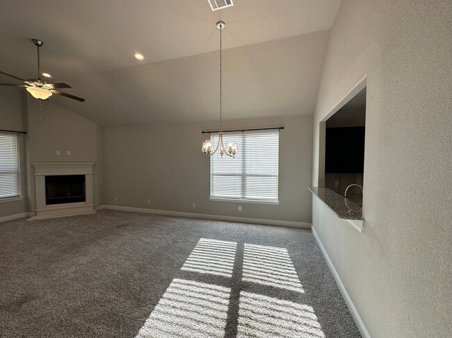 Primary Photo - Great floor plan with entertaining spaced,...