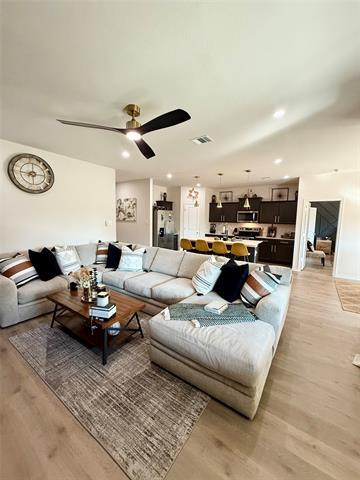 Building Photo - 11312 Evergreen Ln