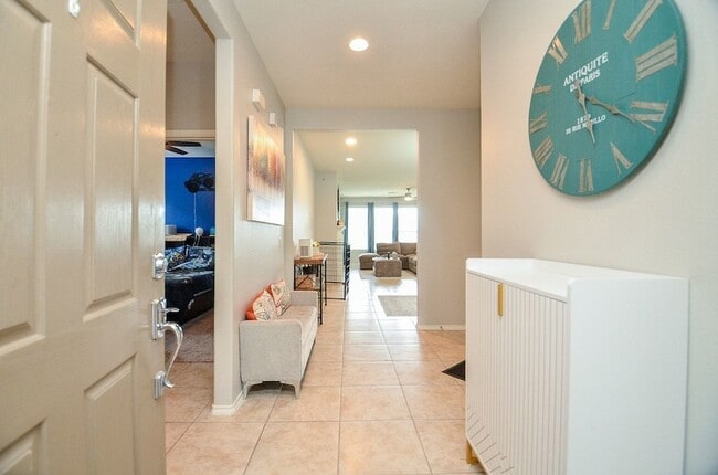 Building Photo - 9422 Herons Grove Ln