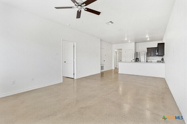 Building Photo - 1226 Lehmann Dr