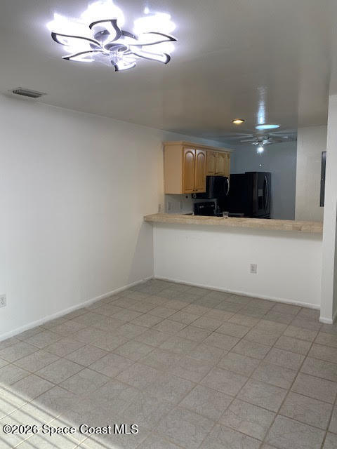 Building Photo - 1475 Malibu Cir NE