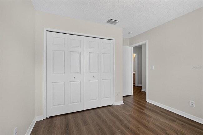 Building Photo - 4110 Waterside Island Ct
