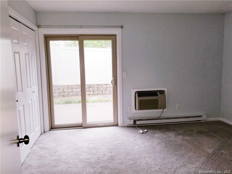 Building Photo - 279 Redstone Hill