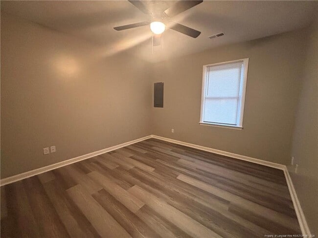 Building Photo - 2585 Gotts Ln