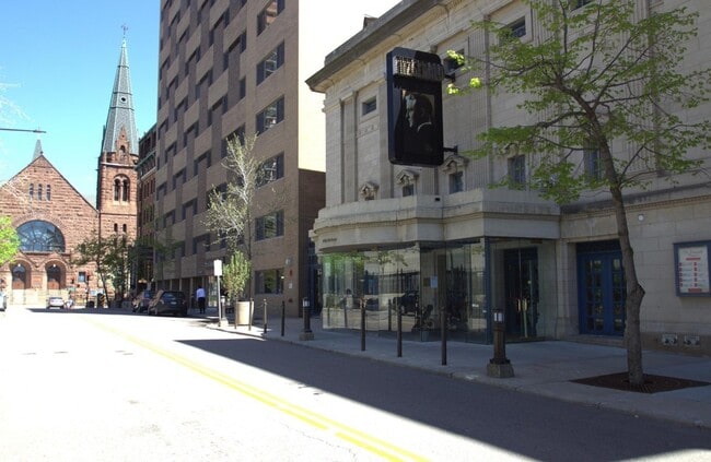 Building Photo - 488 Wabasha St N