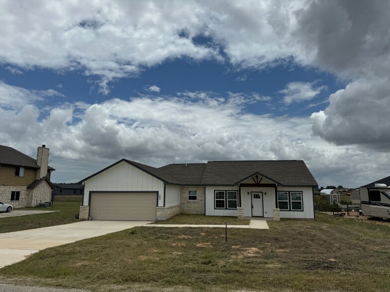 Building Photo - 180 Turnberry Dr