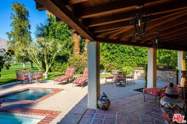 Building Photo - 2231 S Caliente Dr