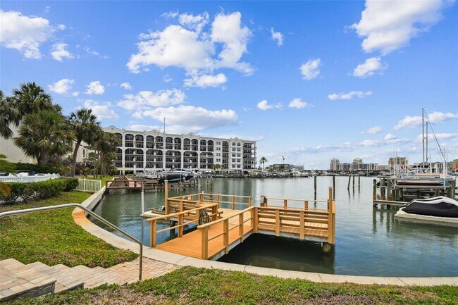Building Photo - 255 Dolphin Point