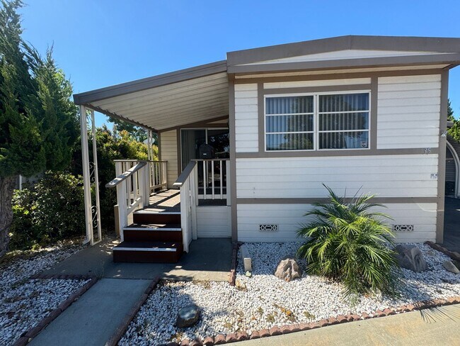 Building Photo - MOBILE HOME FOR RENT
