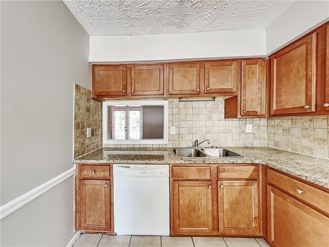 Building Photo - 541 Charleston Ln