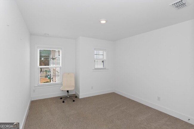 Building Photo - 3927 Acer Ct