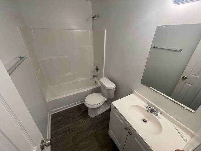 Building Photo - PRE-LEASING FOR AUGUST 2026!