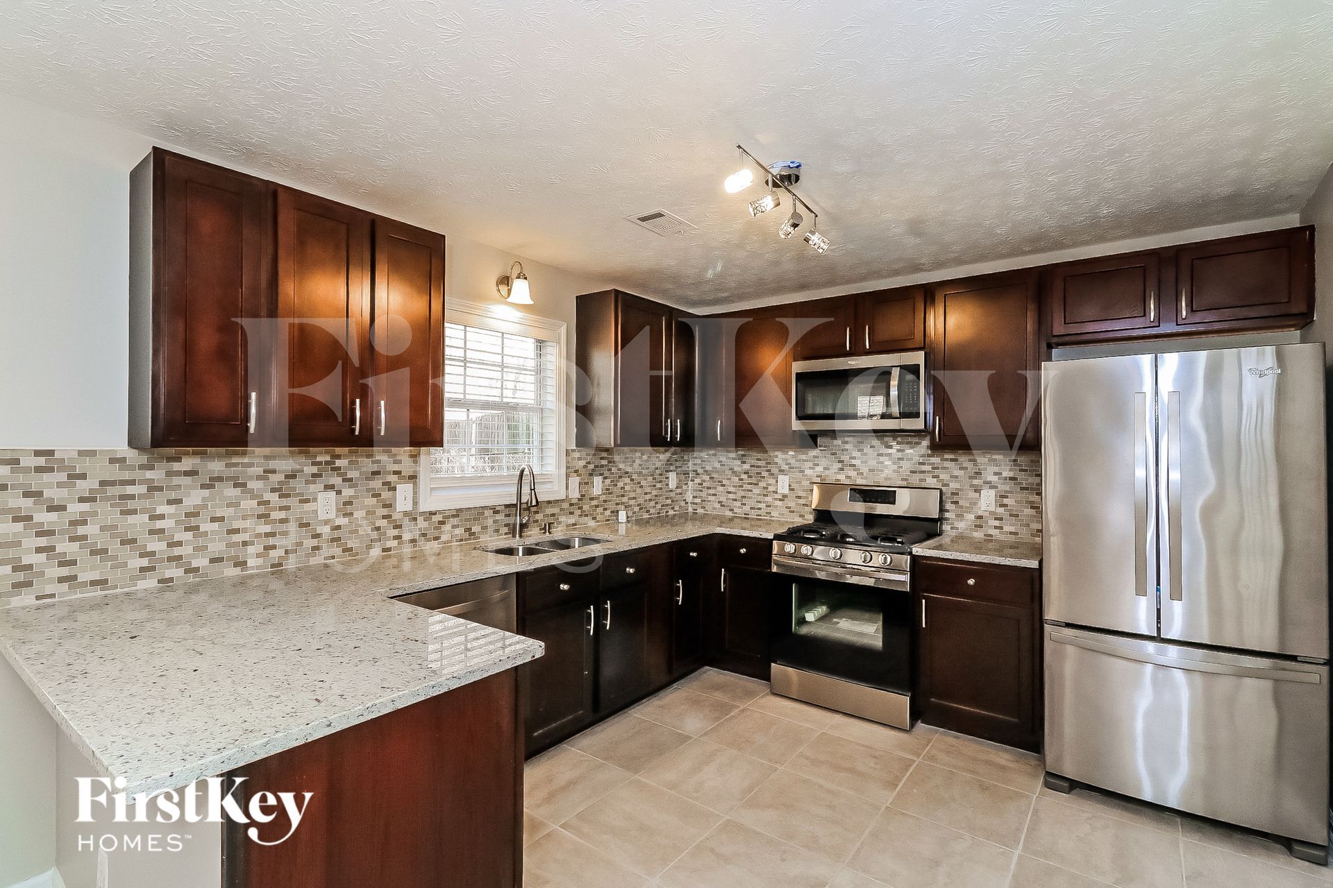 Building Photo - 640 Alcovy Springs Dr SE