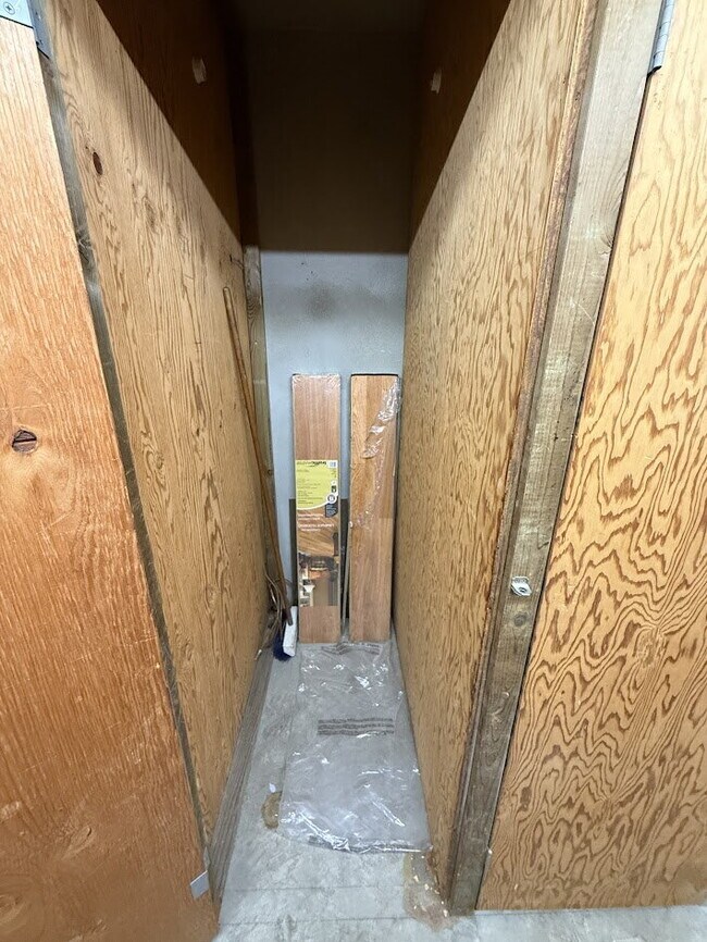 Building Photo - 5333 Likini St