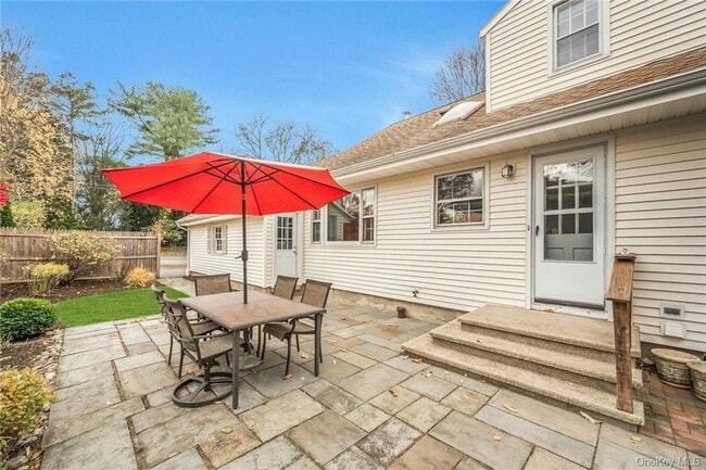 Building Photo - 29 Old Orchard Rd