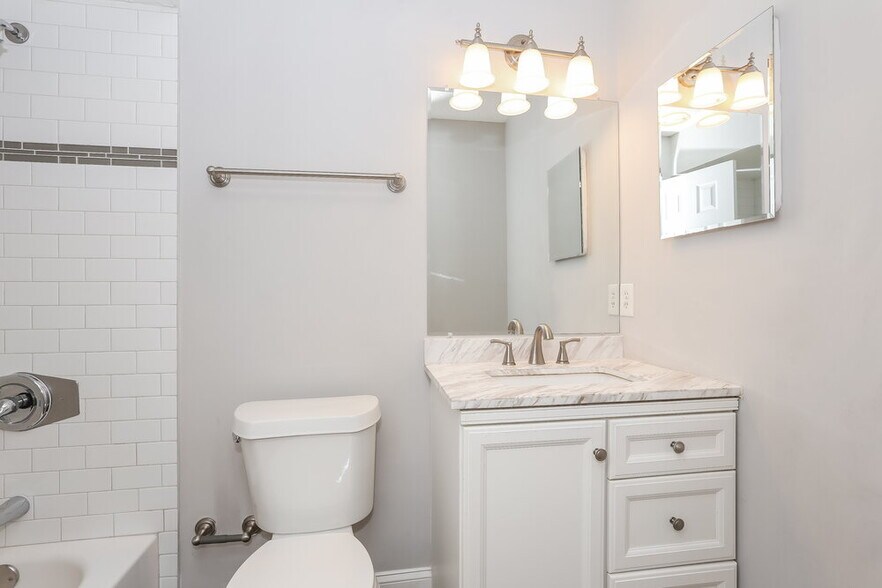 Building Photo - 3695 Deer Crossing Pl