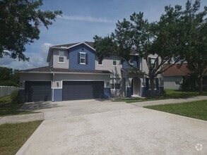 Building Photo - Stunning 4-Bedroom, 2.5-Bathroom Home with...