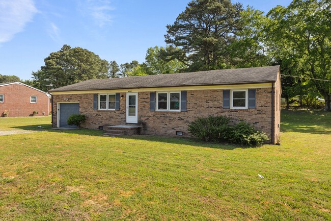 Building Photo - 6560 Benns Church Blvd