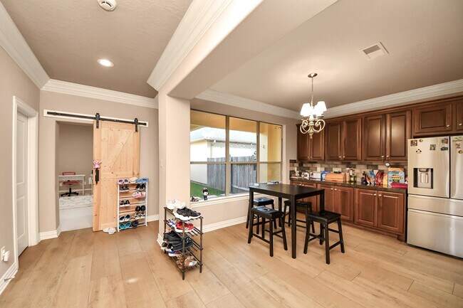 Building Photo - 14454 Summerleaf Ln