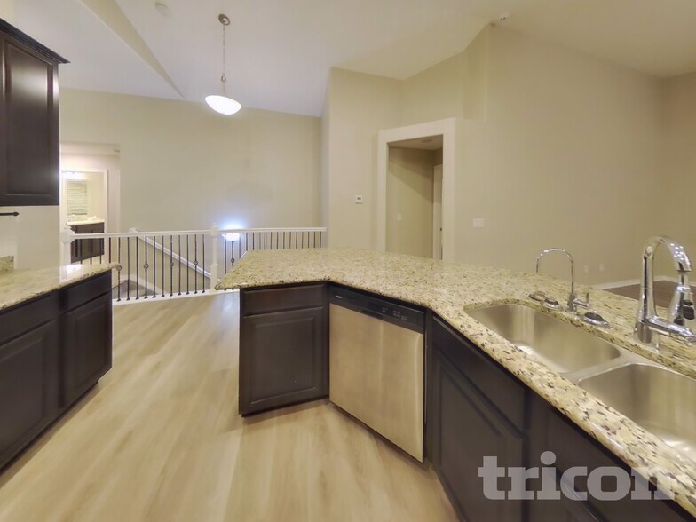 Building Photo - 6748 Lamine Dr