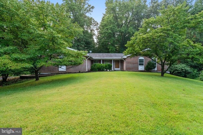 Building Photo - 7795 Penn Manor Ct