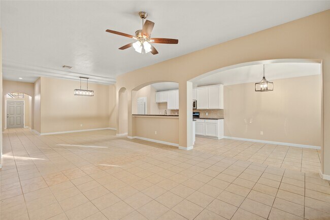 Building Photo - 10506 Pleasant Villas Ln