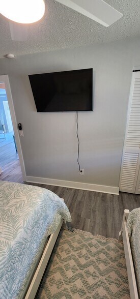 Building Photo - 601 Heritage Ln