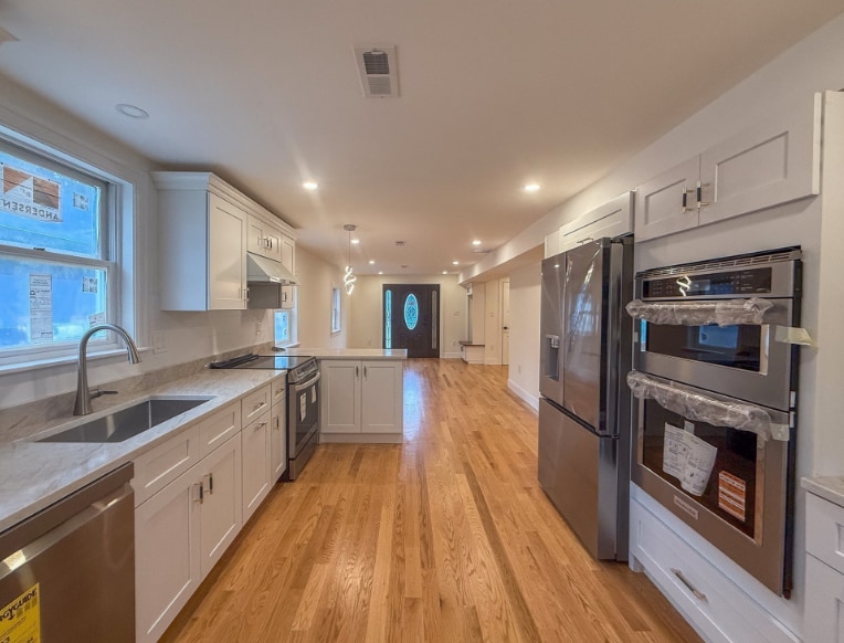 Building Photo - 405 North Ave