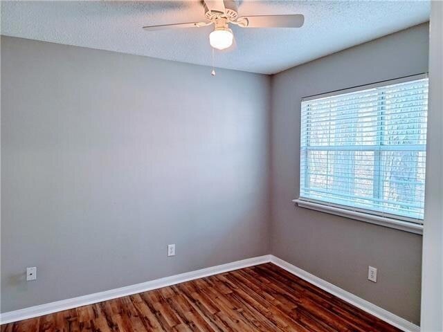 Building Photo - 26367 Sunrise Lake Dr