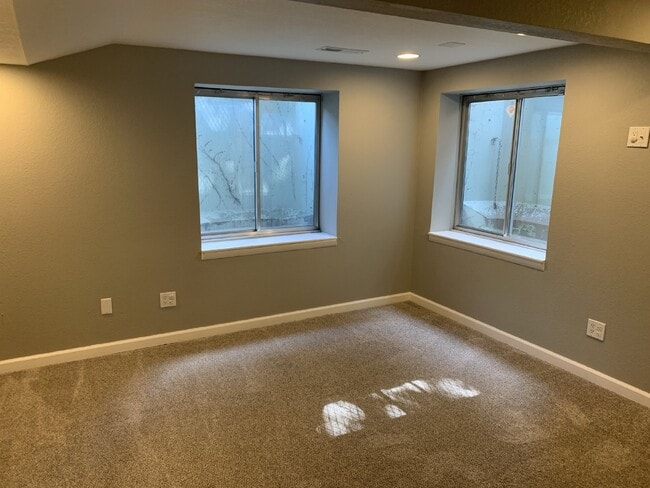 Building Photo - *September Availability! Amazing 4-Bed Sloans Lake Home!