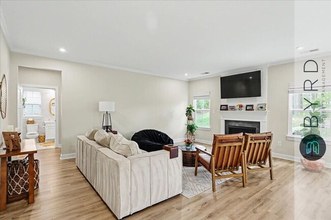 Building Photo - 18113 Sagamore Dr