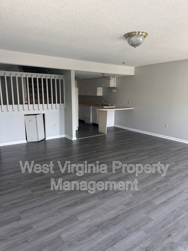Building Photo - 104 WV-104