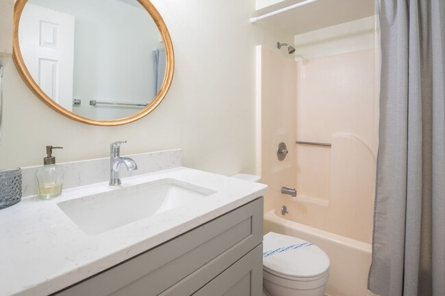 Building Photo - OFF-SEASON FURNISHED MONTHLY RENTAL STARTI...