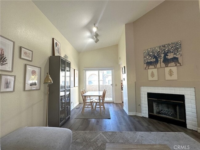 Building Photo - 21138 Jasmines Way